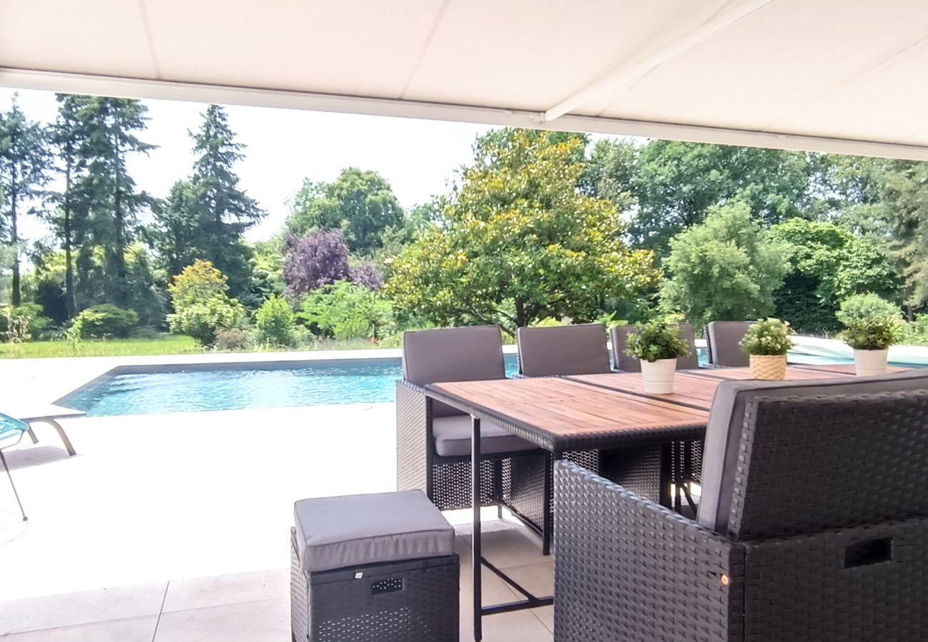 Villa in Rives-de-l'Yon - Magnifique villa 5* avec piscine privée parc 2 ha