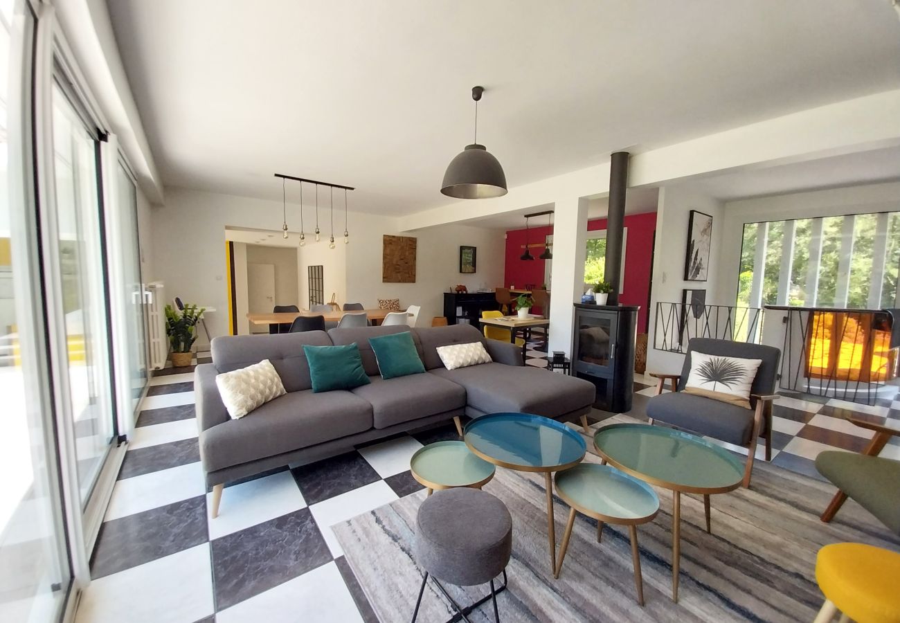 Villa in Rives-de-l'Yon - Villa Nature 5* I 10 couchages I Piscine Chauffée I Parc 2ha