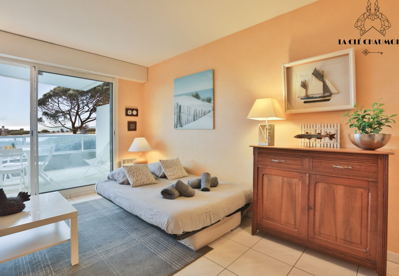 Apartment in Les Sables-d´Olonne - 🏖️ Appartement avec terrasse vue mer
