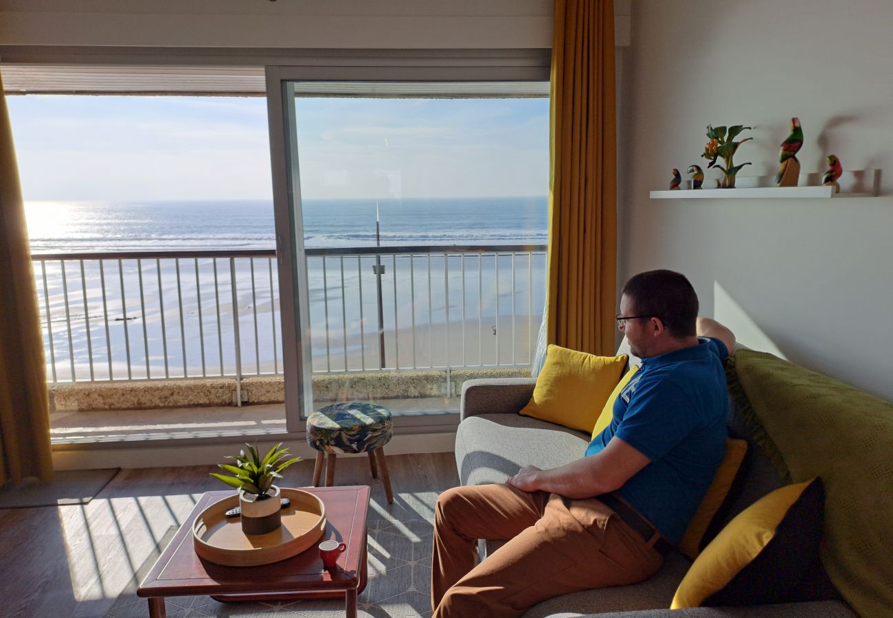 Apartment in Les Sables-d´Olonne - MIREILLE - Appartement 4* vue mer - 2/4 pers