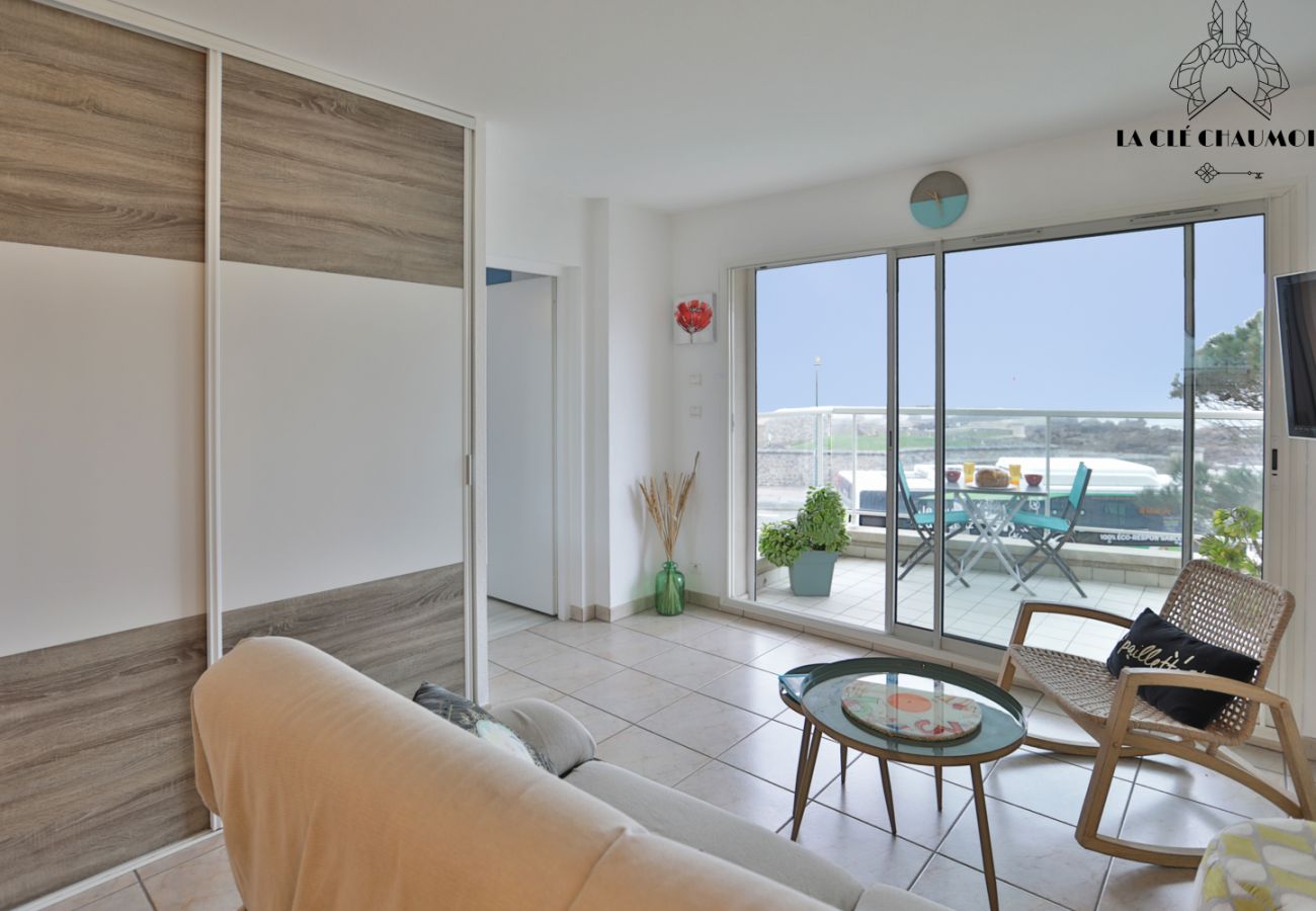 Apartment in Les Sables-d´Olonne - T2 3★ avec Balcon & Parking – vue d’exception ! 