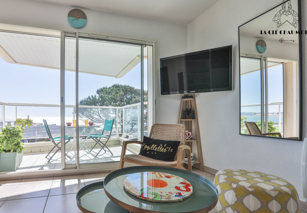 Apartment in Les Sables-d´Olonne - T2 3★ avec Balcon & Parking – vue d’exception ! 