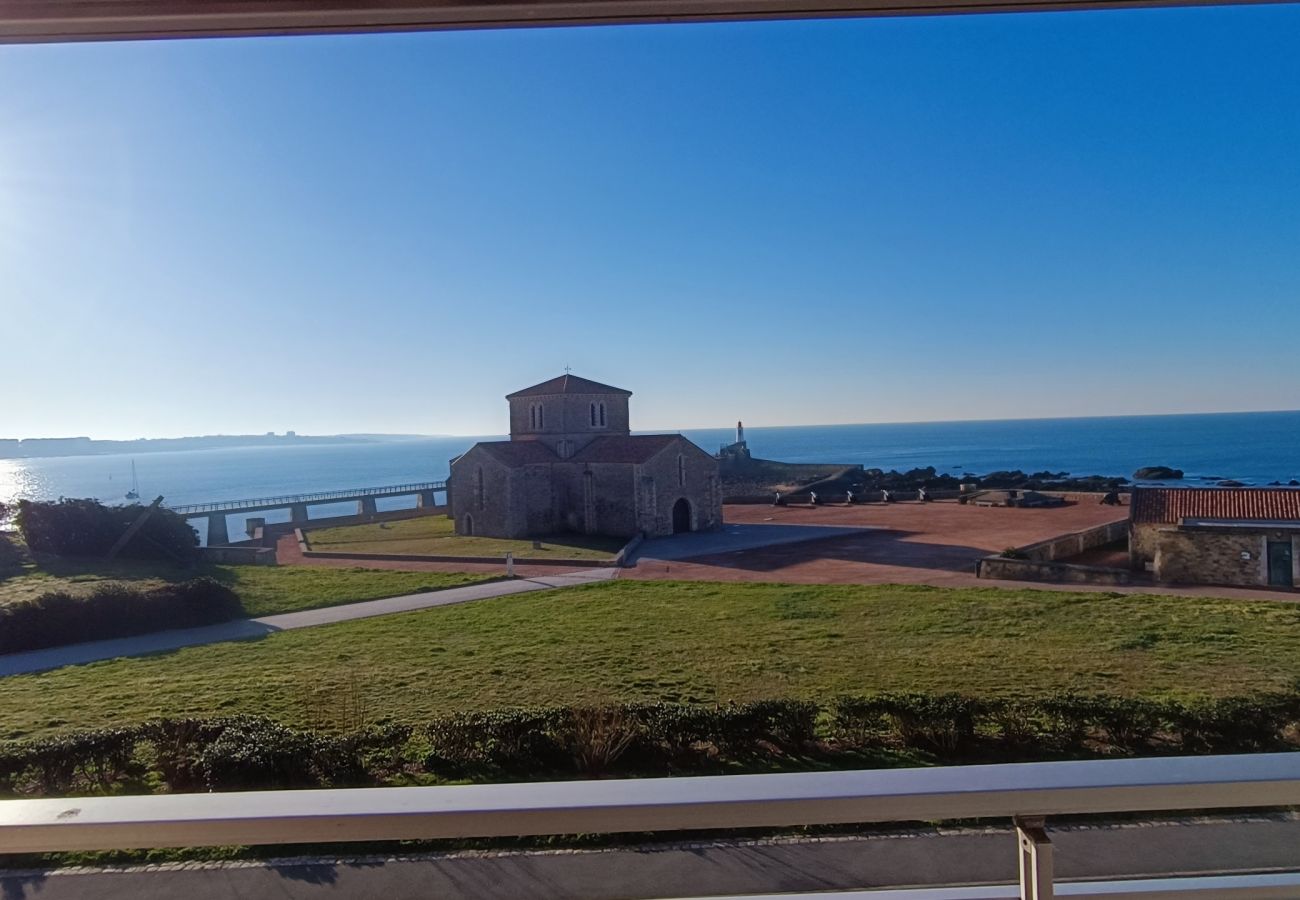 Apartment in Les Sables-d´Olonne - Valparaiso-Vue Mer-2 ch-Garage-Sables d'olonne