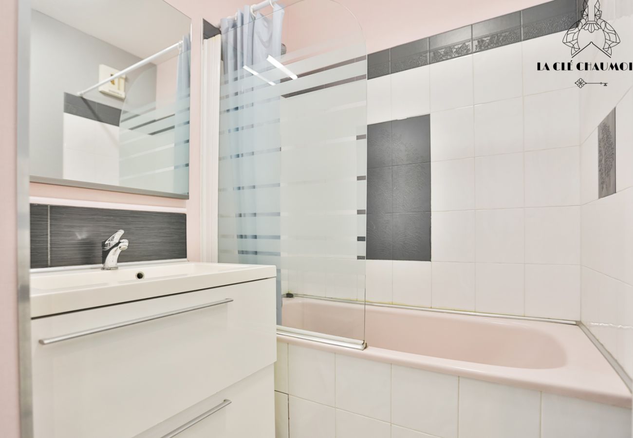 Studio in Les Sables-d´Olonne - Superbe studio vue mer + piscine chauffée