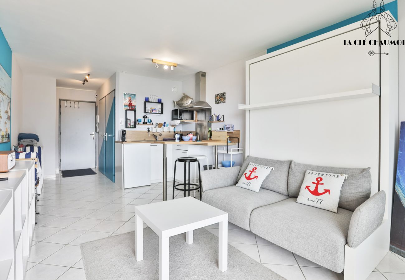 Studio in Les Sables-d´Olonne - Superbe studio vue mer + piscine chauffée