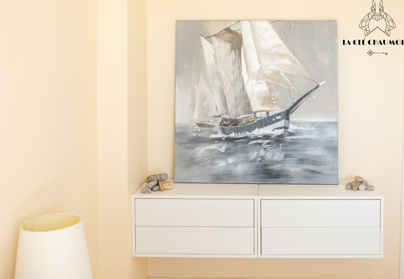 Apartment in Les Sables-d´Olonne - Appartement vue CHENAL I Les Sables I parking