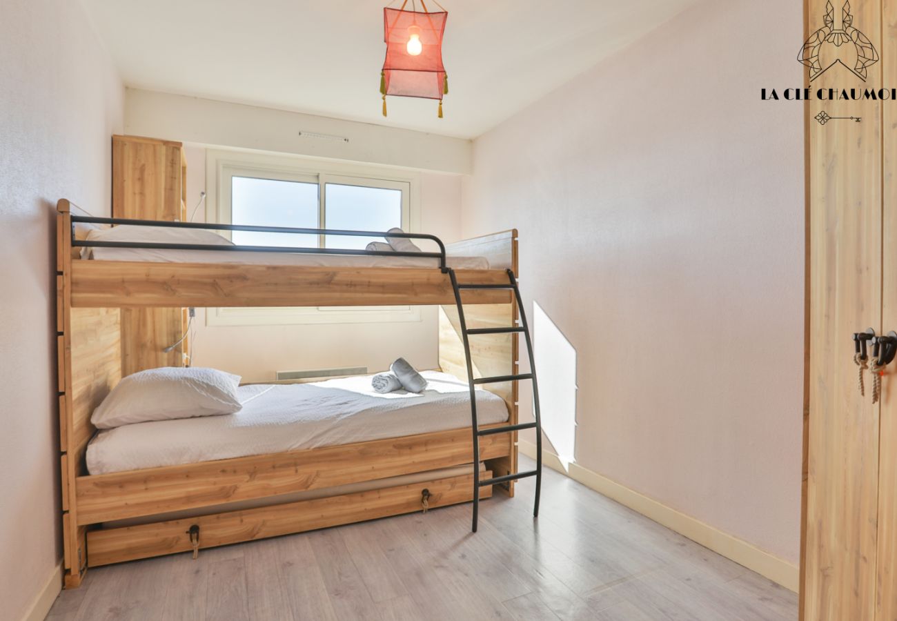 Apartment in Les Sables-d´Olonne - Appartement vue CHENAL I Les Sables I parking