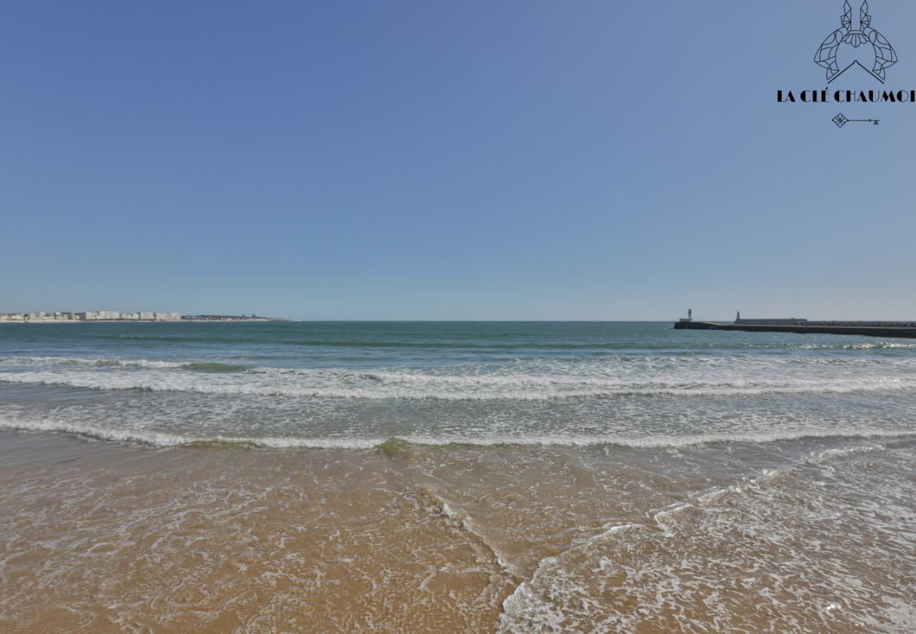 Apartment in Les Sables-d´Olonne - Appartement vue CHENAL I Les Sables I parking