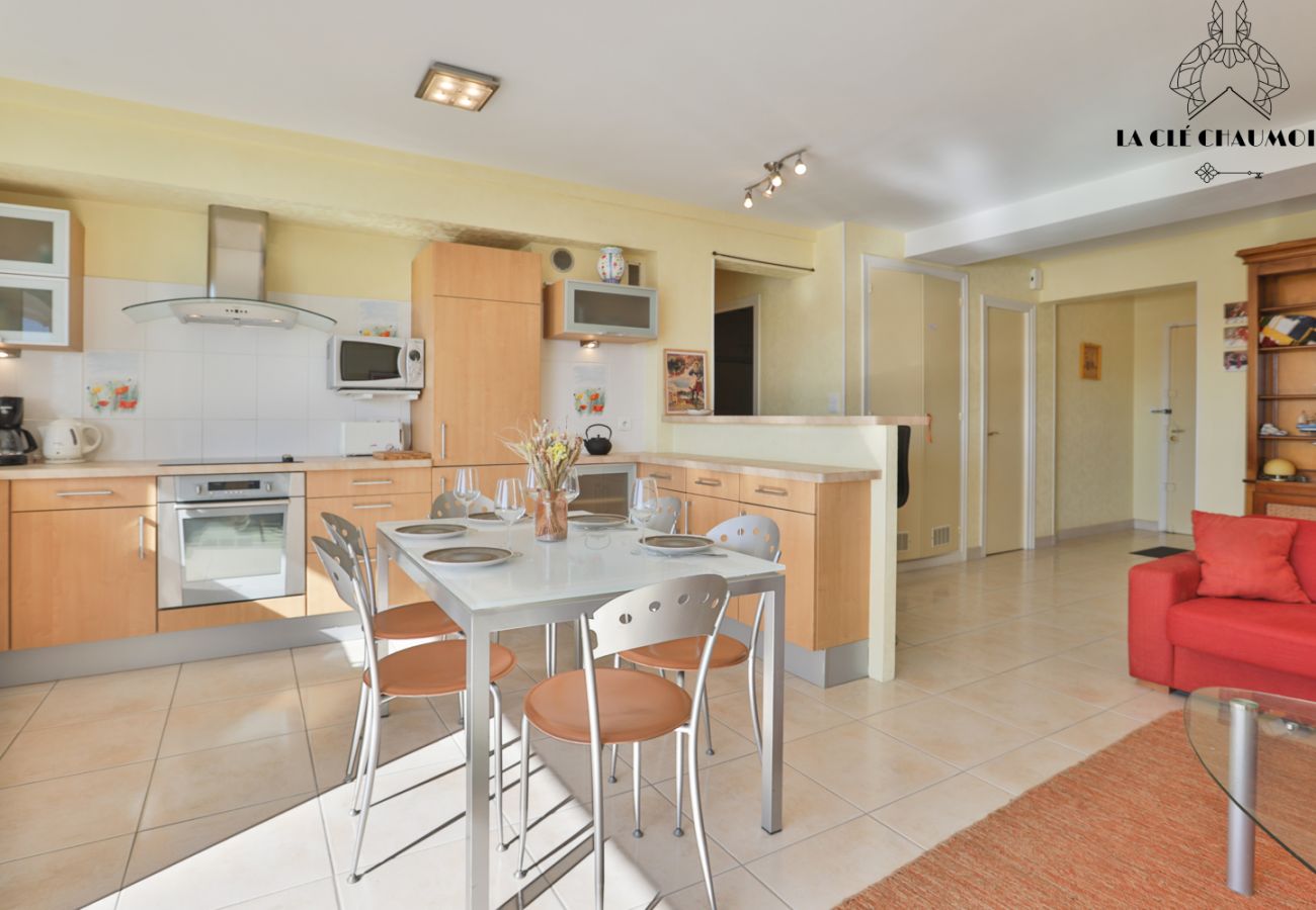 Apartment in Les Sables-d´Olonne - Appartement vue CHENAL I Les Sables I parking