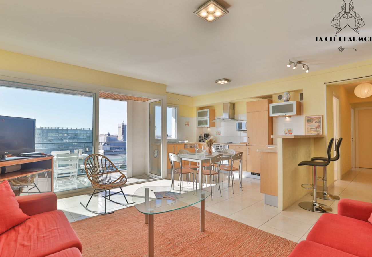 Apartment in Les Sables-d´Olonne - Appartement vue CHENAL I Les Sables I parking