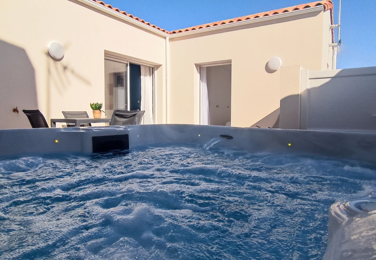 House in Les Sables-d´Olonne - Héron- Maison avec jacuzzi privatif 4pers