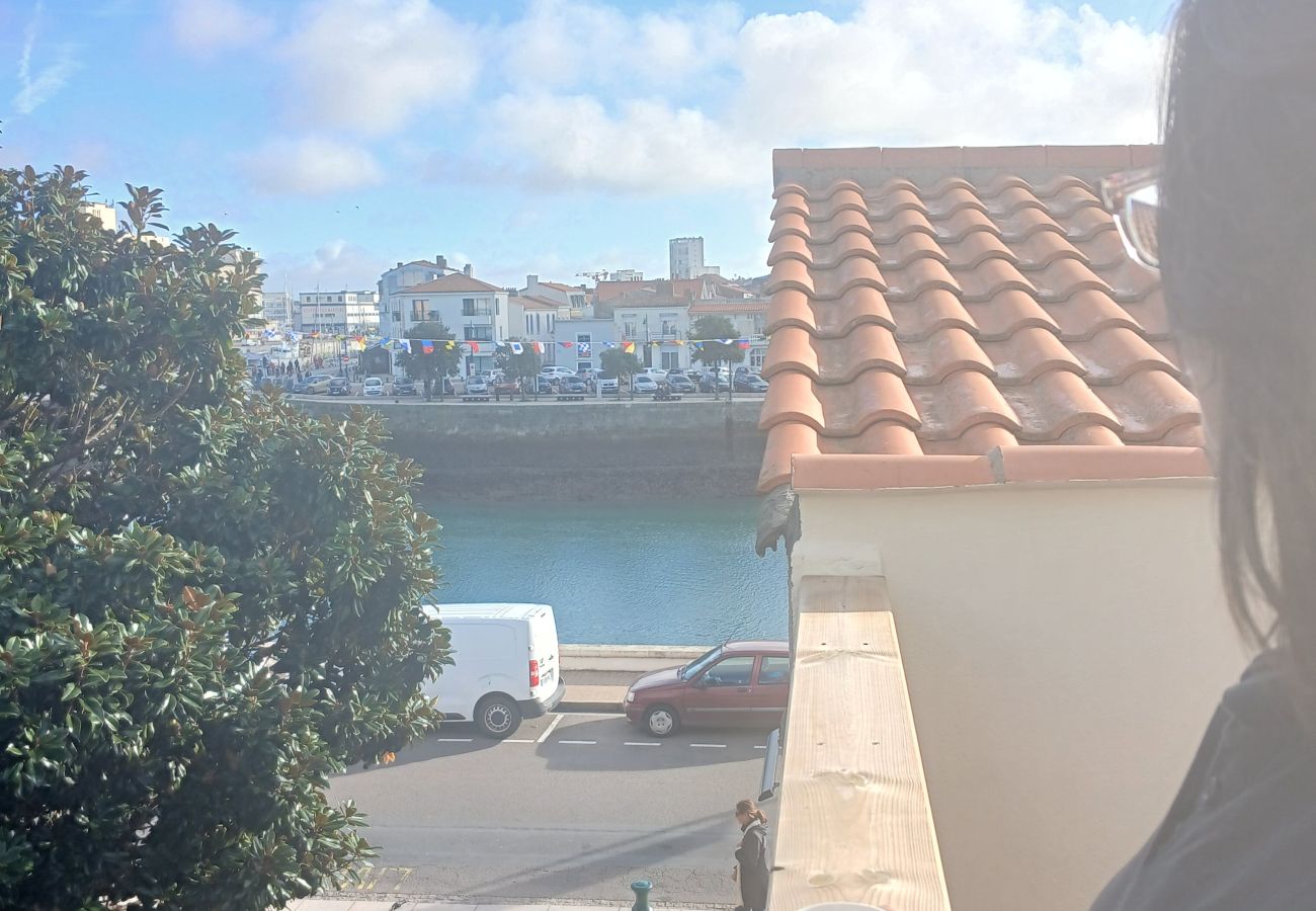 Apartment in Les Sables-d´Olonne - Rosemonde- Logement sur le quai de la chaume