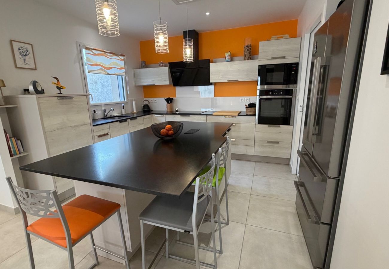 House in Les Sables-d´Olonne - 🌿 L’Alona – Maison 6 pers – Escale chic & lumineuse 