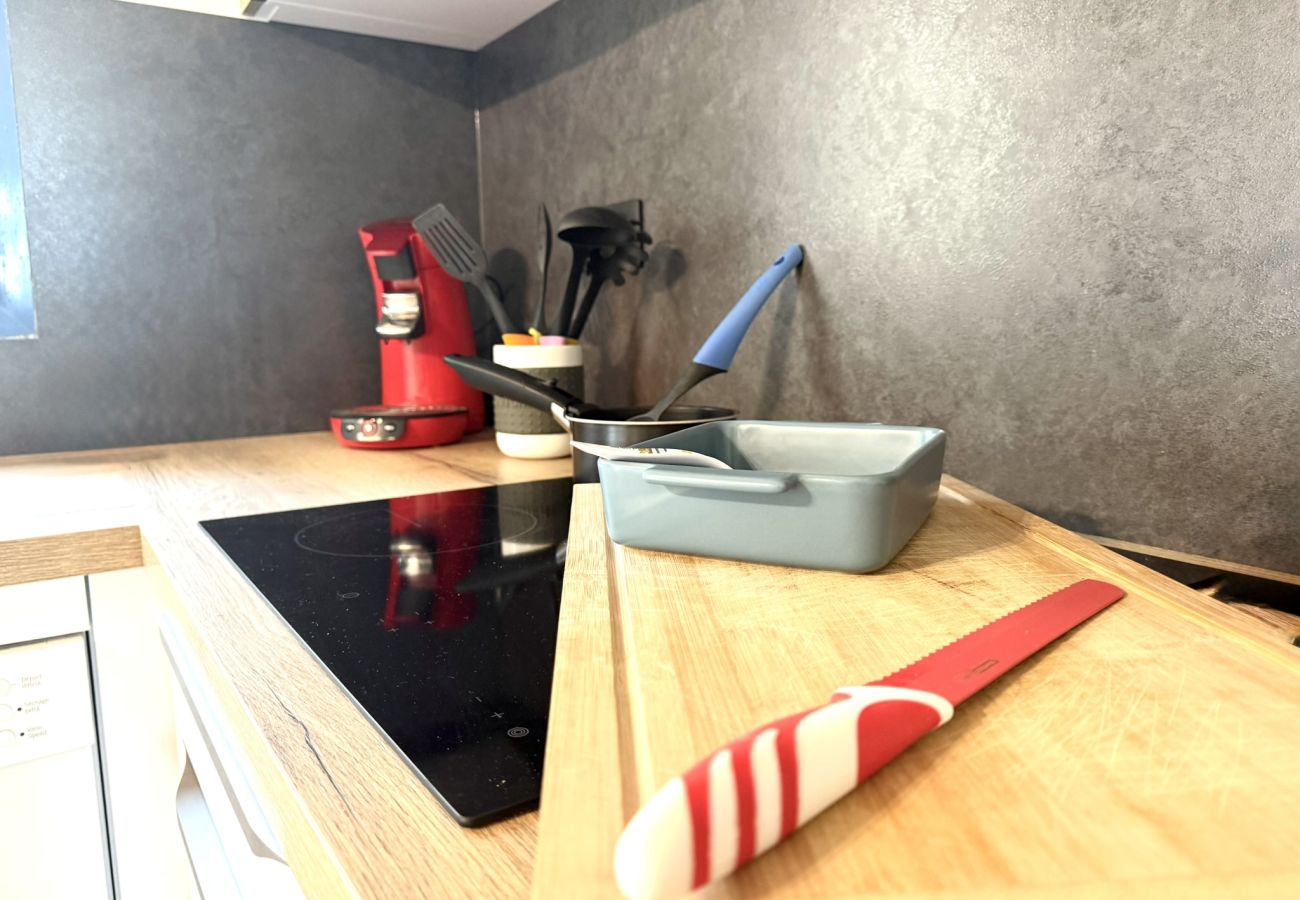 Terraced House in Talmont-Saint-Hilaire - L’Air Marin – Évasion & Détente à 500 m de l’Océan, Piscines & Loisirs 🌊