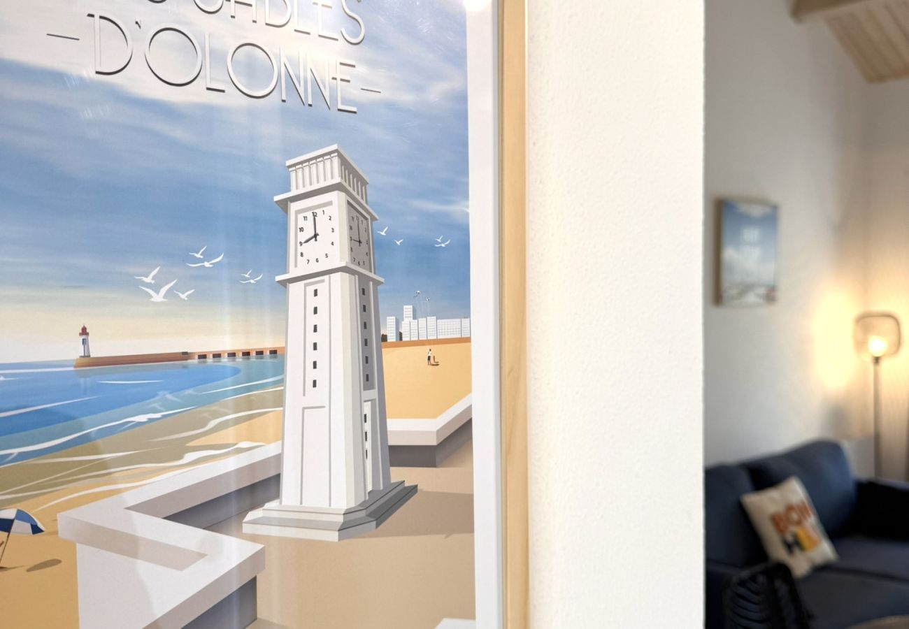 Terraced House in Talmont-Saint-Hilaire - L’Air Marin – Évasion & Détente à 500 m de l’Océan, Piscines & Loisirs 🌊