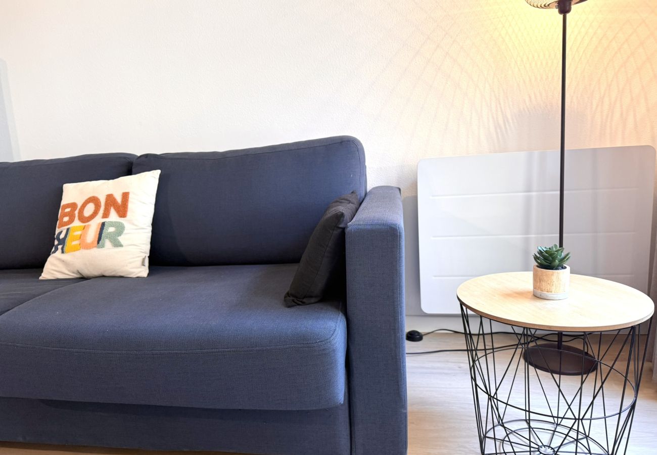 Terraced House in Talmont-Saint-Hilaire - L’Air Marin – Évasion & Détente à 500 m de l’Océan, Piscines & Loisirs 🌊