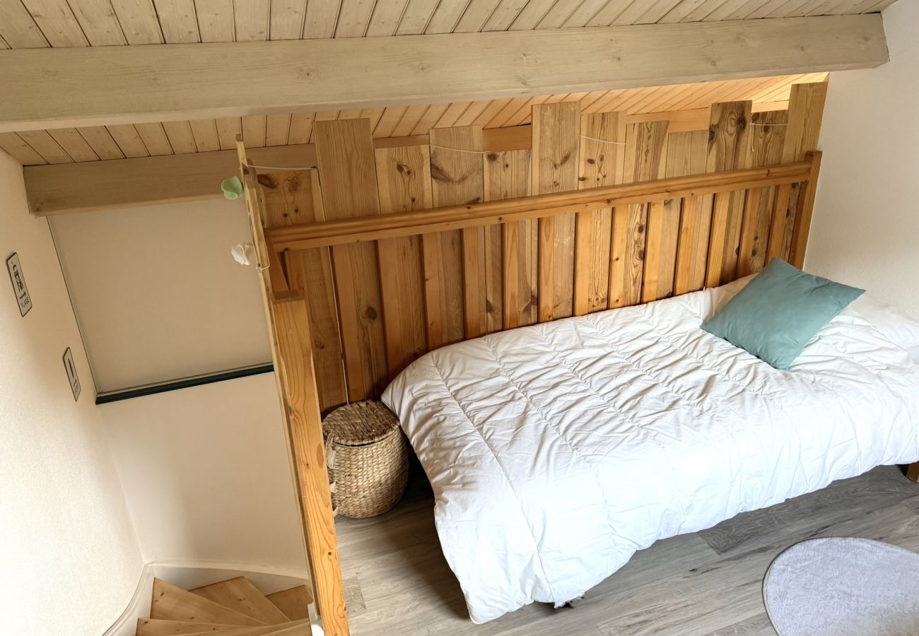 Terraced House in Talmont-Saint-Hilaire - L’Air Marin – Évasion & Détente à 500 m de l’Océan, Piscines & Loisirs 🌊