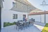 House in Talmont-Saint-Hilaire - La Villa Pop I Talmont I 12 pers I Piscine & Pétanque