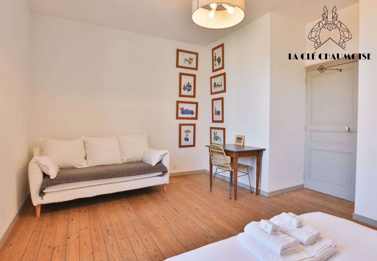 House in Les Sables-d´Olonne - ✨ Villa Joséphine – Maison de caractère, centre-ville, 9 pers, parking