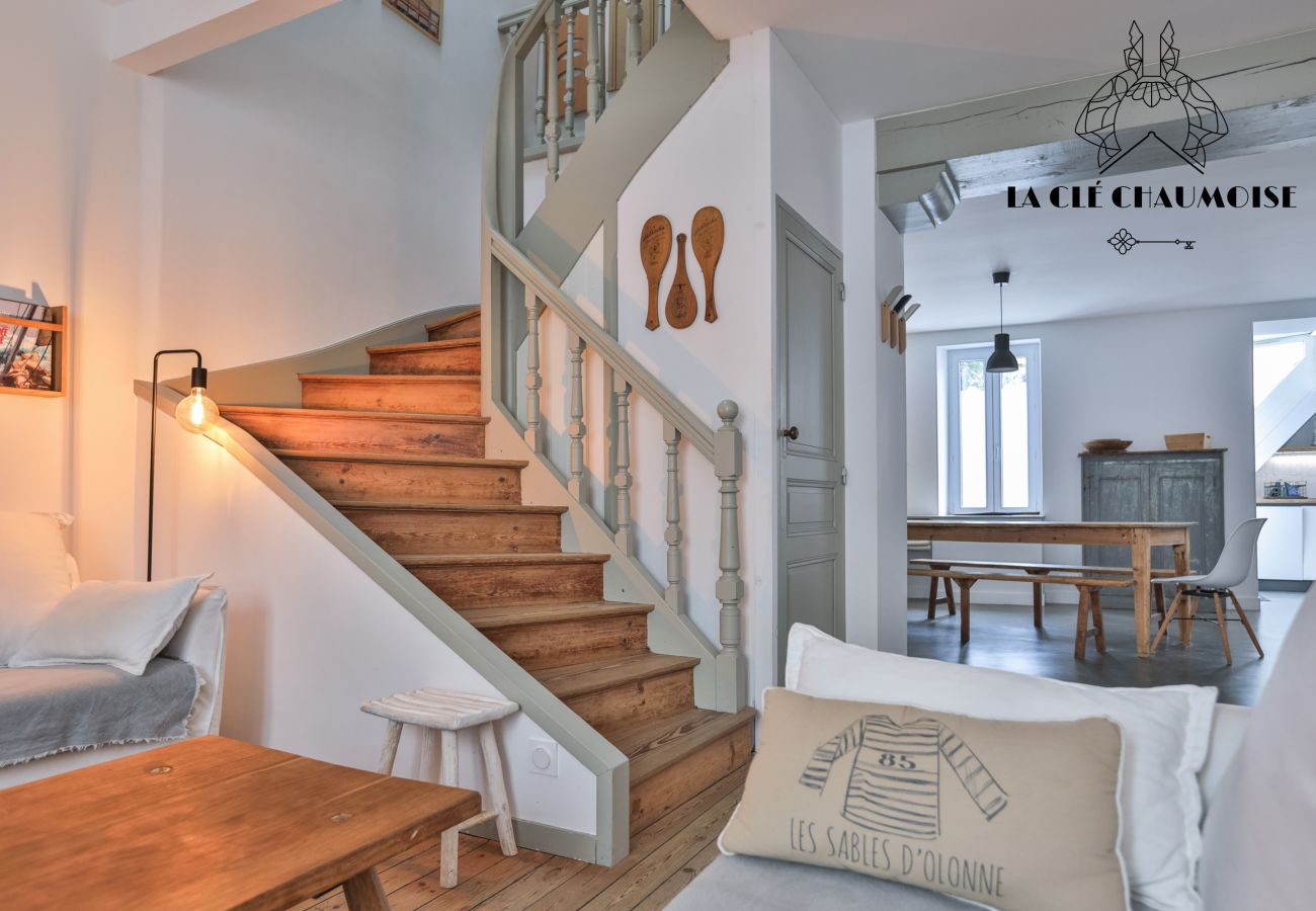 House in Les Sables-d´Olonne - ✨ Villa Joséphine – Maison de caractère, centre-ville, 9 pers, parking