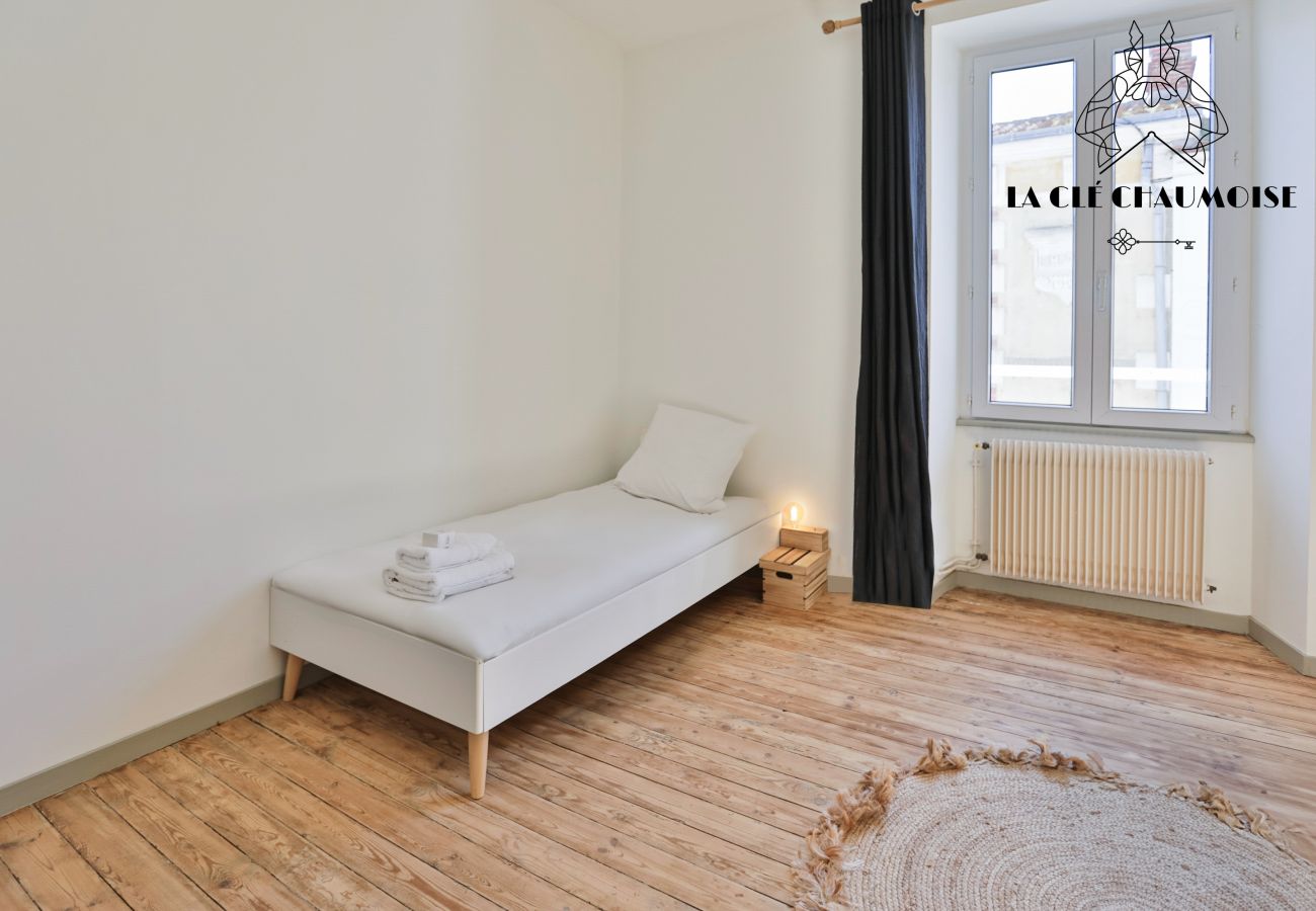 House in Les Sables-d´Olonne - ✨ Villa Joséphine – Maison de caractère, centre-ville, 9 pers, parking