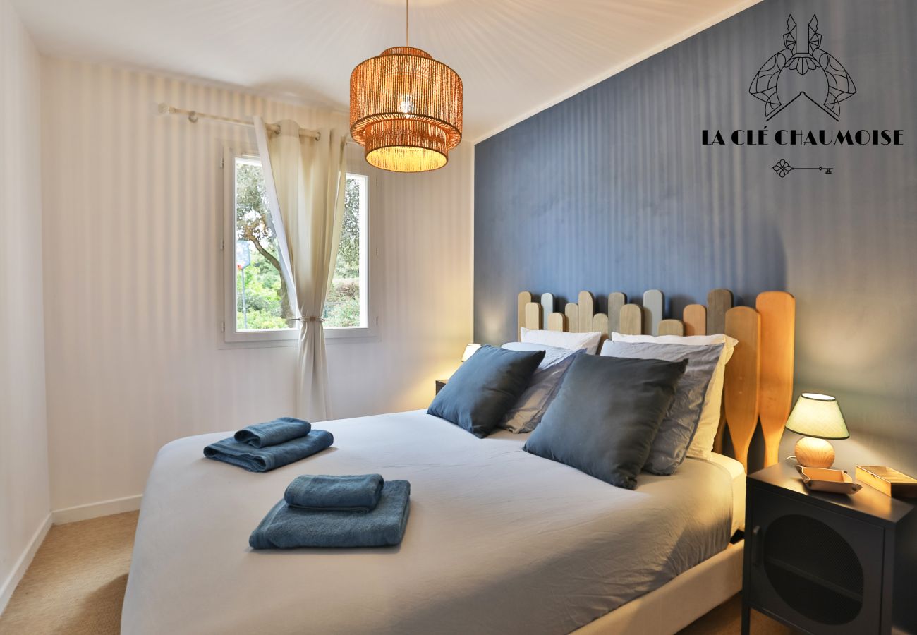 Villa in Jard-sur-Mer - Villa O'Jard - Piscine intérieure - Prox Plage