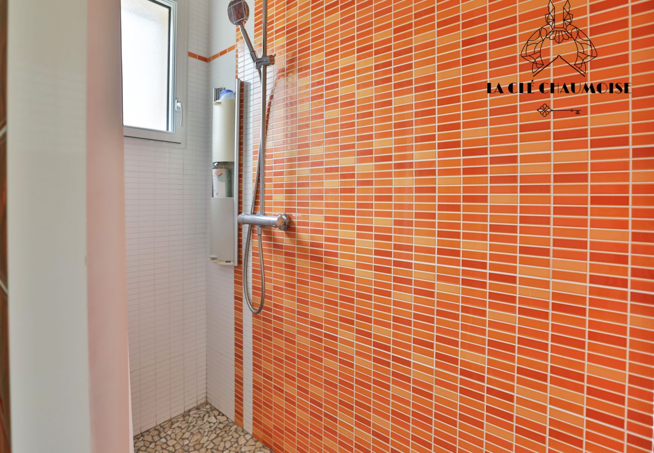 Villa in Jard-sur-Mer - Villa O'Jard - Piscine intérieure - Prox Plage