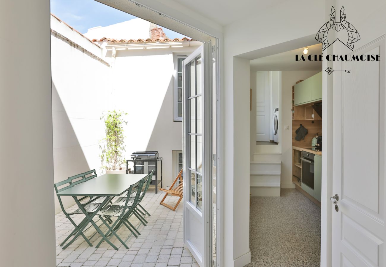 Villa in Les Sables-d´Olonne - La Villa Mascotte | Hyper-centre, plage 200m, 6 pers