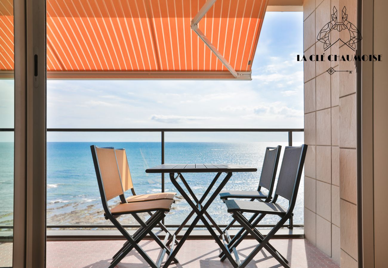 Apartment in Les Sables-d´Olonne - Brasilia - Vue mer d’exception aux Sables, balcon & plage