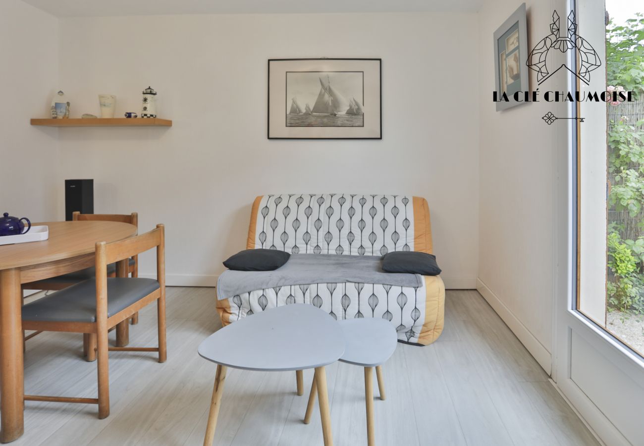 Apartment in Les Sables-d´Olonne - Escale entre port et océan-Parking privé