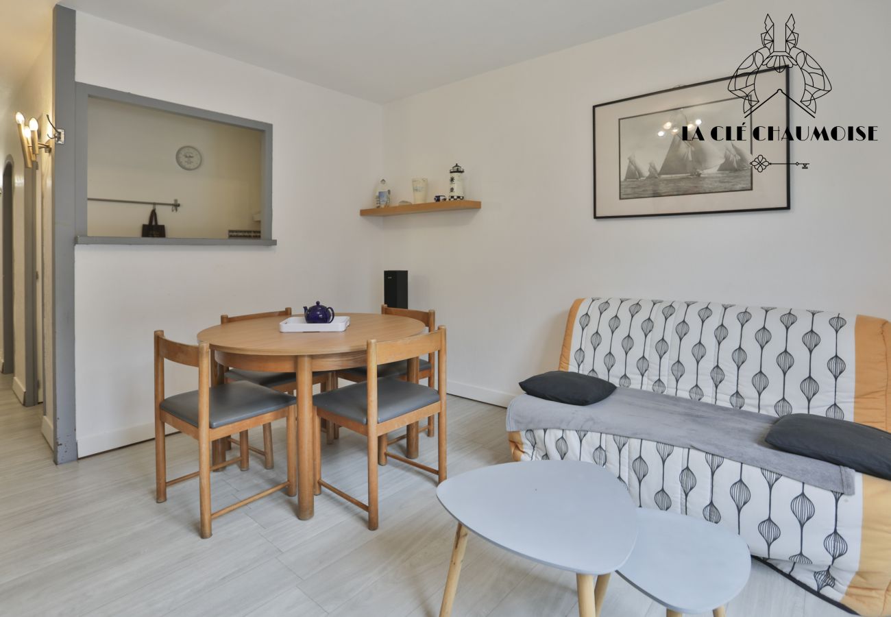 Apartment in Les Sables-d´Olonne - Escale entre port et océan-Parking privé