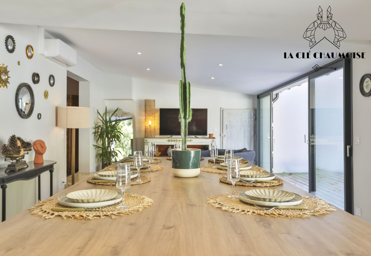 Villa in Les Sables-d´Olonne - La Cachette des Vagues 🌿 Villa avec Piscine & Spa - 10 Pers