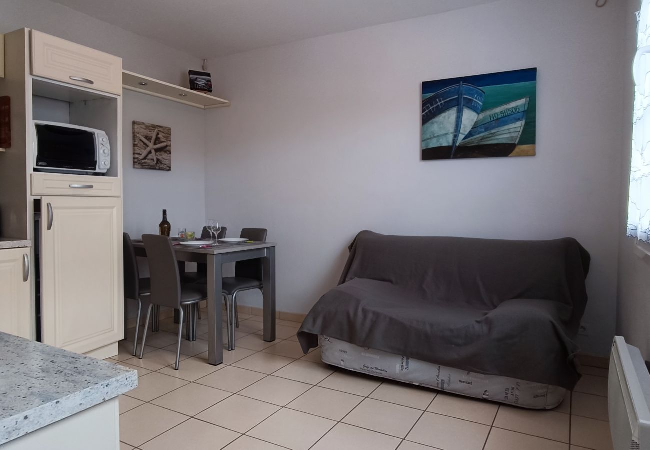 Appartement à Les Sables-d´Olonne - ST PIERRE - Appartement T2 situé à 250m de la mer-