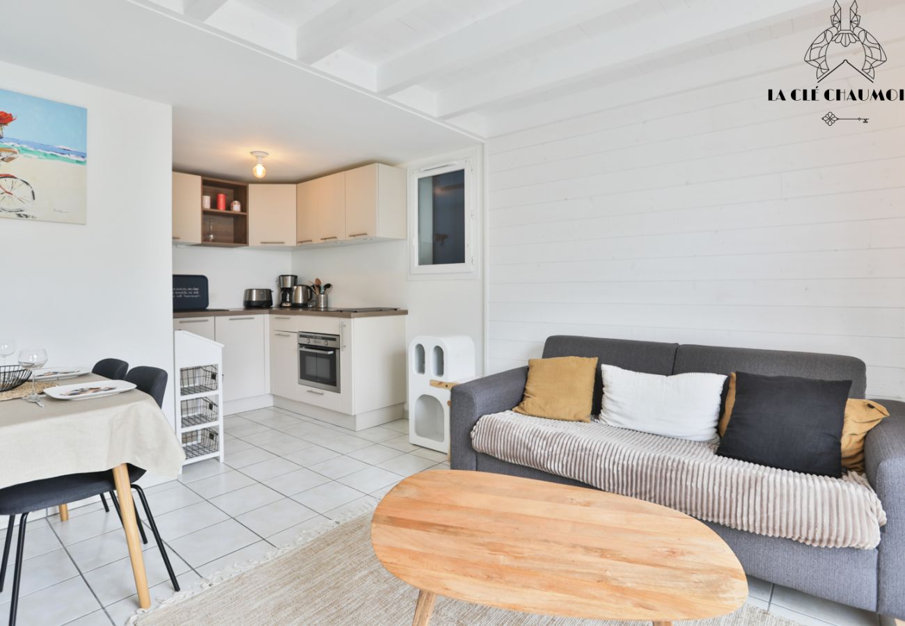 Maison à Les Sables-d´Olonne - Maison paisible avec jardin et piscine – Esprit vacances