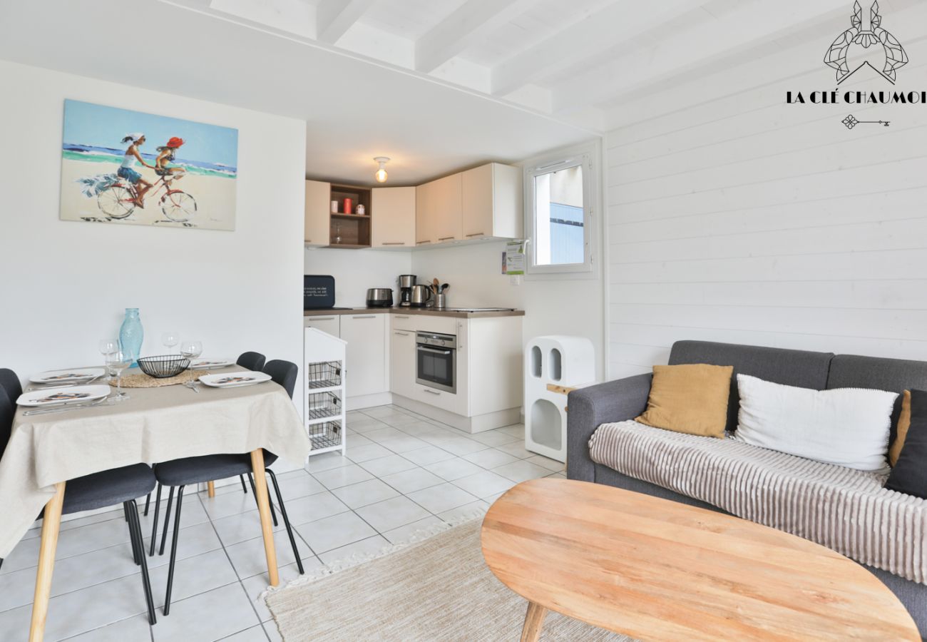 Maison à Les Sables-d´Olonne - Maison paisible avec jardin et piscine – Esprit vacances