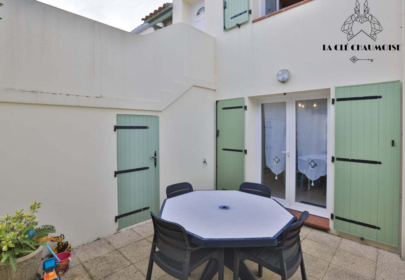 Maison mitoyenne à Les Sables-d´Olonne - L'Échappée Chaumoise 🏖️- 70m de la plage