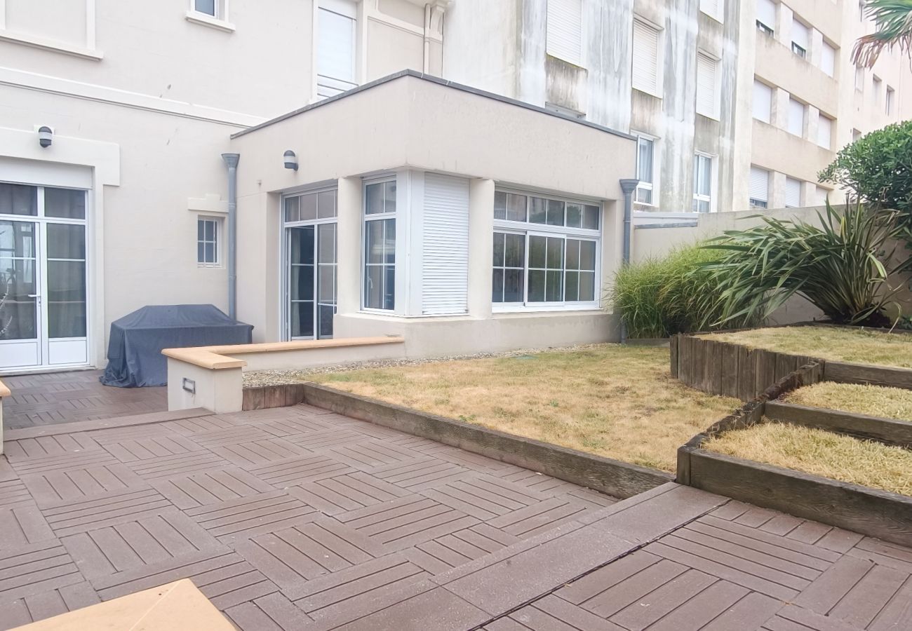 Villa à Les Sables-d´Olonne - Villa historique face mer – Luxe & Tranquillité