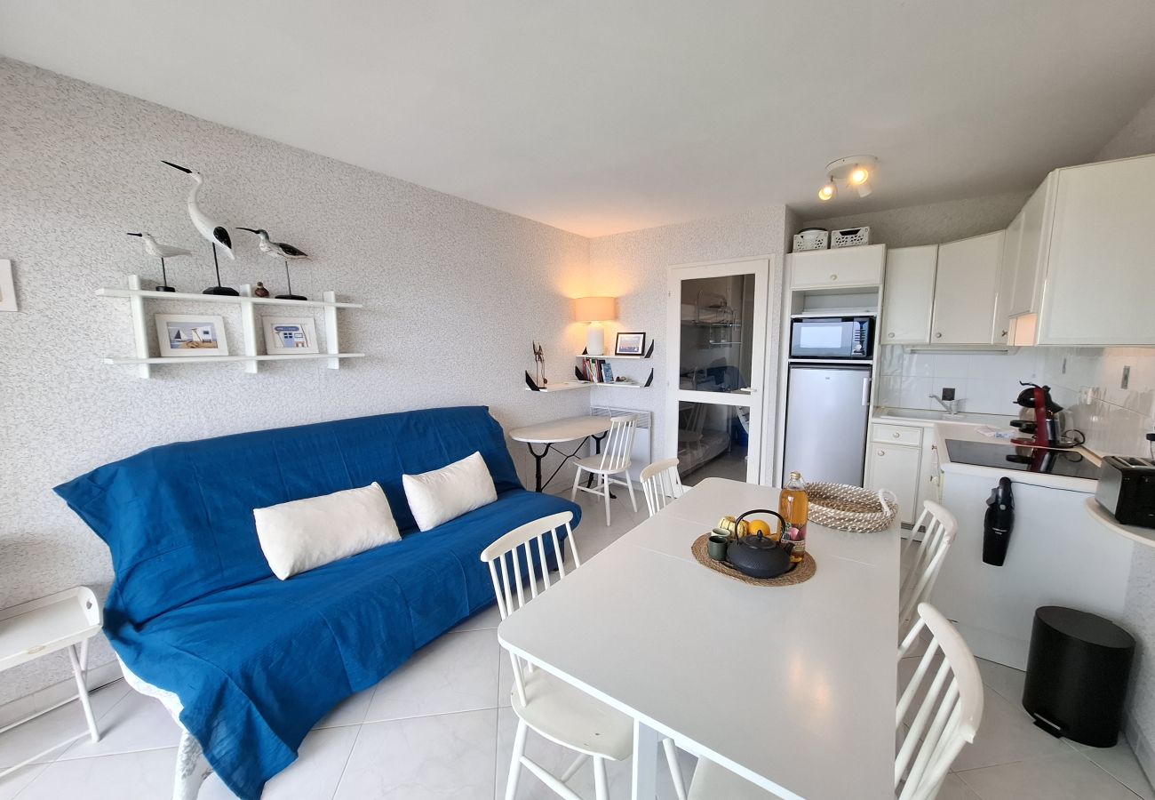 Appartement à Les Sables-d´Olonne - 🌊 Studio lumineux avec vue mer & piscine 
