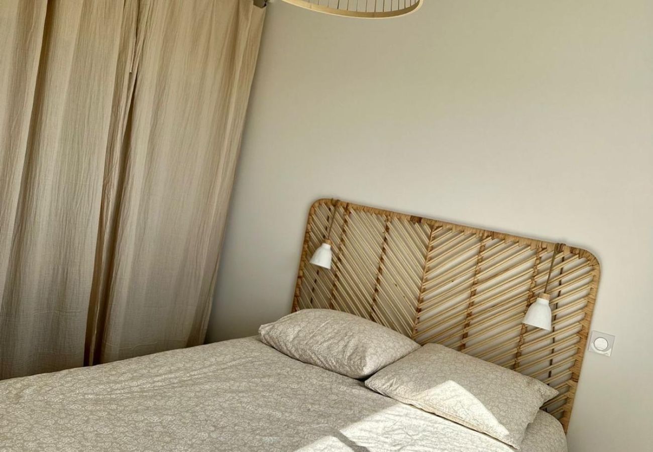 Maison à Le Bernard - La Villa Bohème 4⭐| Piscine chauffée & Pétanque | Proche O'Gliss