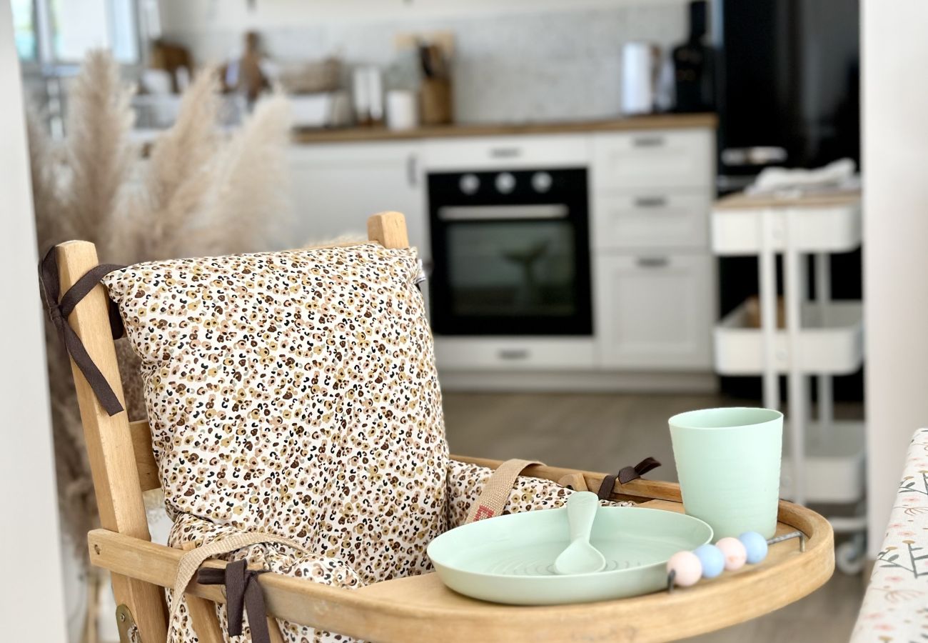 Maison à Le Bernard - La Villa Bohème 4⭐| Piscine chauffée & Pétanque | Proche O'Gliss