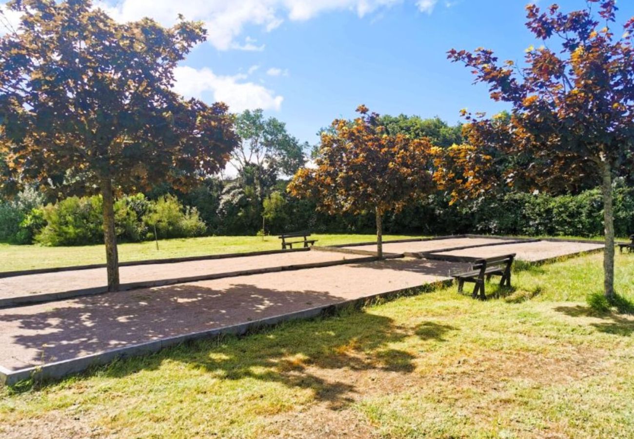 Maison mitoyenne à Talmont-Saint-Hilaire - L’Air Marin – Évasion & Détente à 500 m de l’Océan, Piscines & Loisirs 🌊