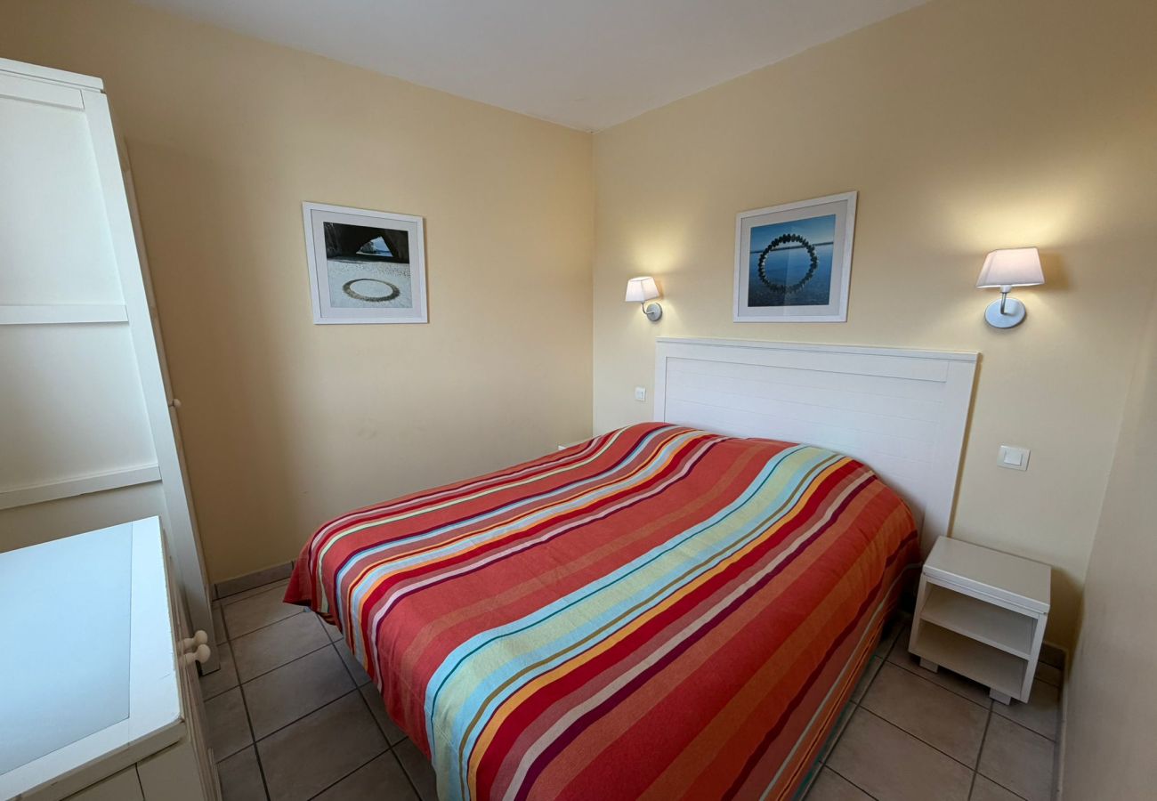 Appartement à Les Sables-d´Olonne - ✨Vue Mer, Piscine & Calme – 150m Océan – Parking