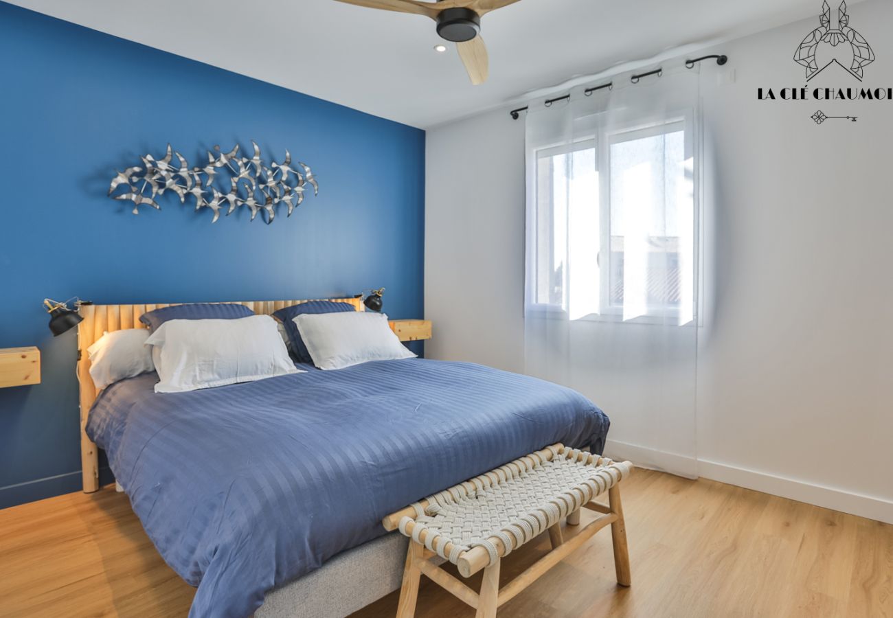 Maison mitoyenne à Les Sables-d´Olonne - Escale Zen : Havre de paix, jardin secret et clim au centre