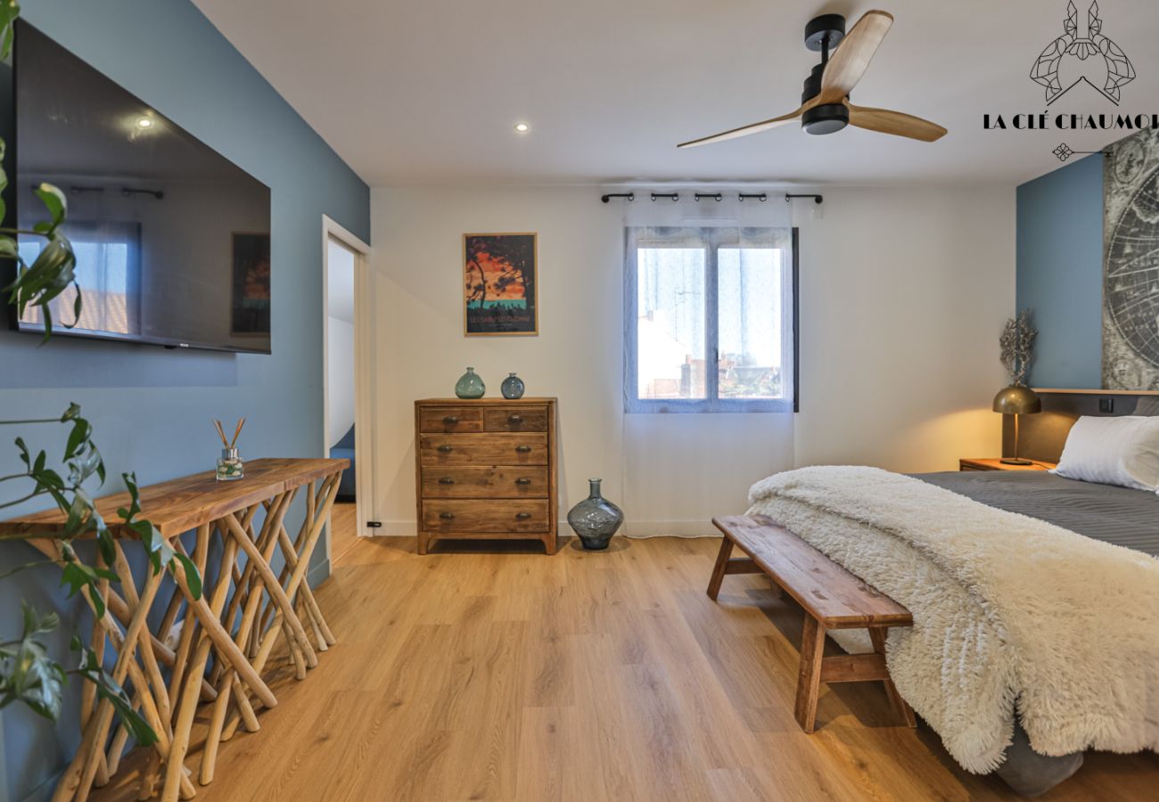 Maison mitoyenne à Les Sables-d´Olonne - Escale Zen : Havre de paix, jardin secret et clim au centre