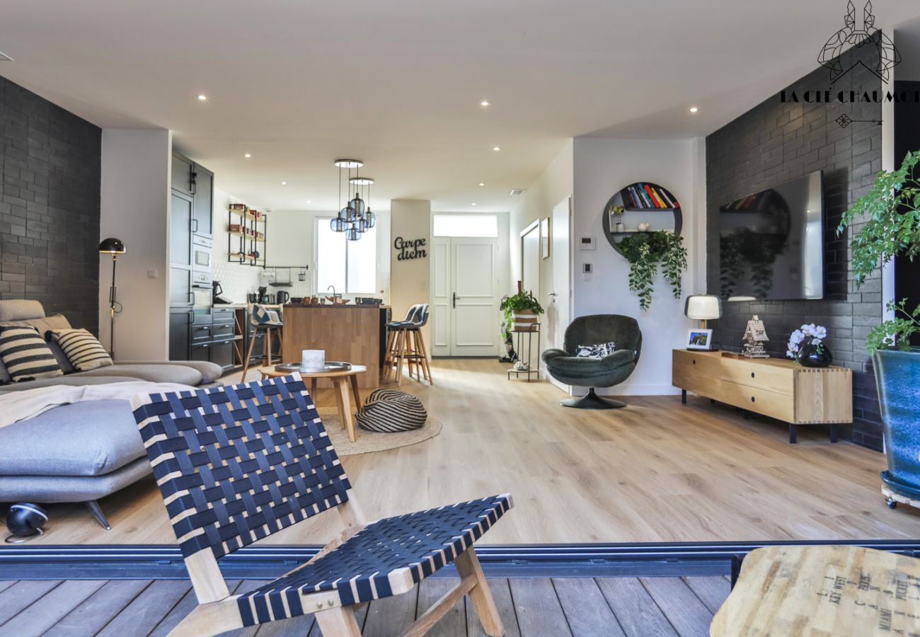 Maison mitoyenne à Les Sables-d´Olonne - Escale Zen : Havre de paix, jardin secret et clim au centre