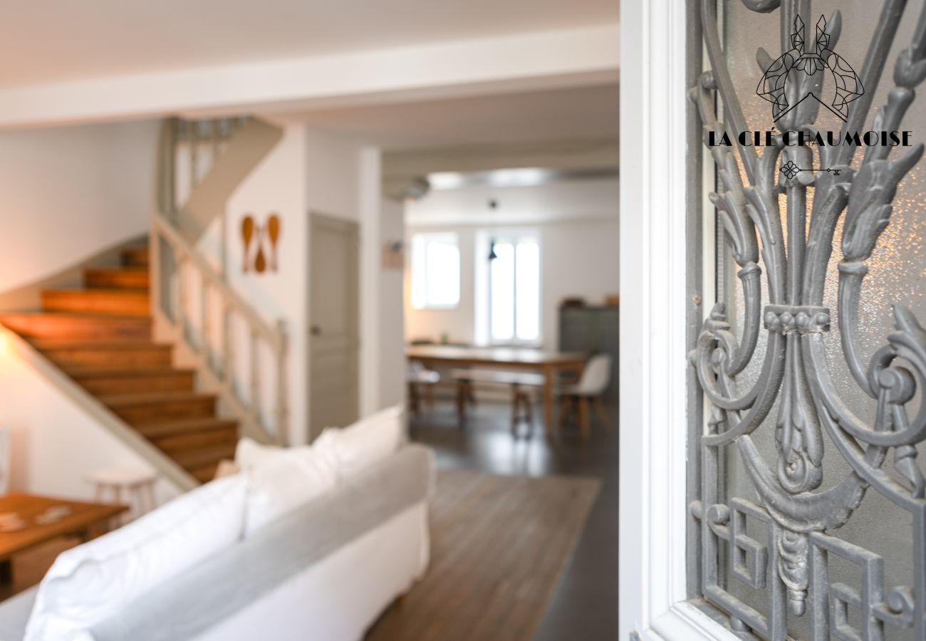 Maison à Les Sables-d´Olonne - ✨ Villa Joséphine – Maison de caractère, centre-ville, 9 pers, parking