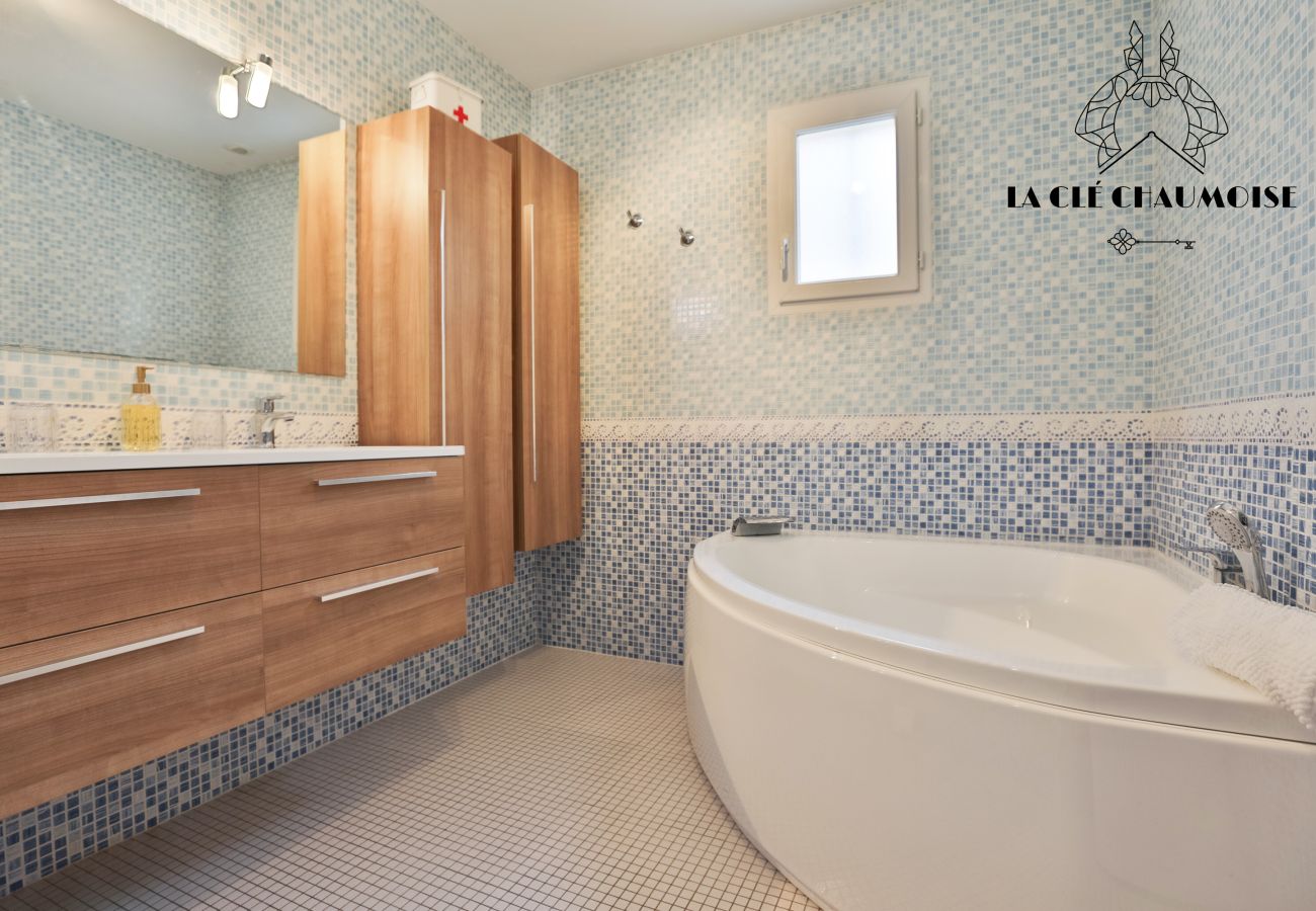 Villa à Jard-sur-Mer - Villa O'Jard - Piscine intérieure - Prox Plage