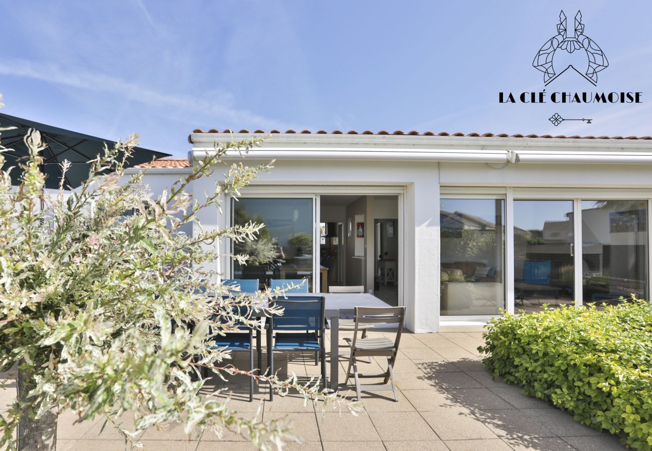 Villa à Les Sables-d´Olonne - Villa Amy – Une parenthèse de douceur entre plage et piscine