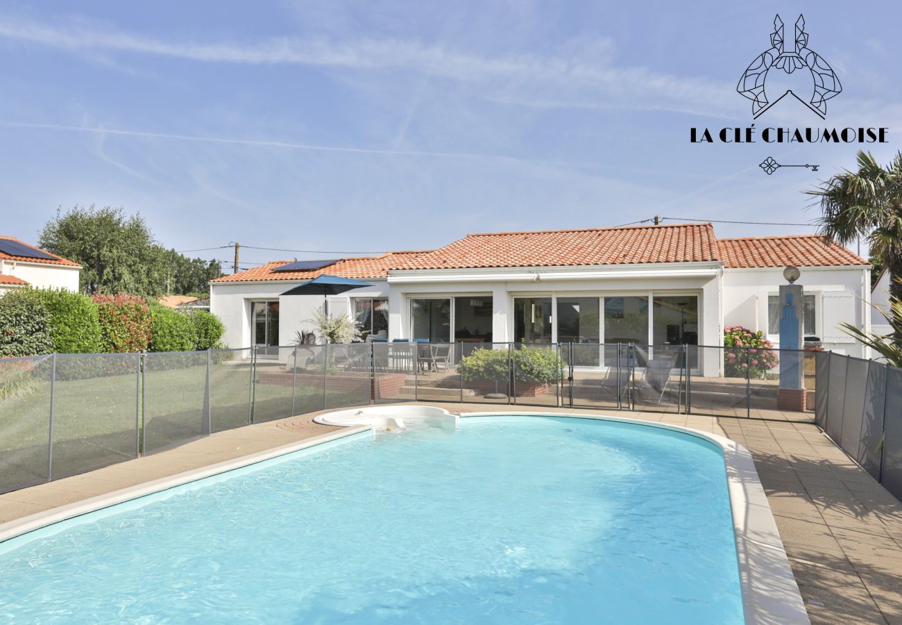 Villa à Les Sables-d´Olonne - Villa Amy – Une parenthèse de douceur entre plage et piscine