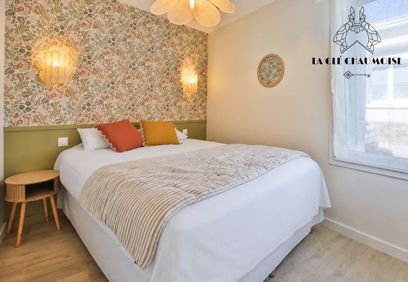 Maison à Les Sables-d´Olonne - 🌱 L’Escale Chaumoise ⚓ : Charme, Terrasse Cosy & Confort à La Chaume
